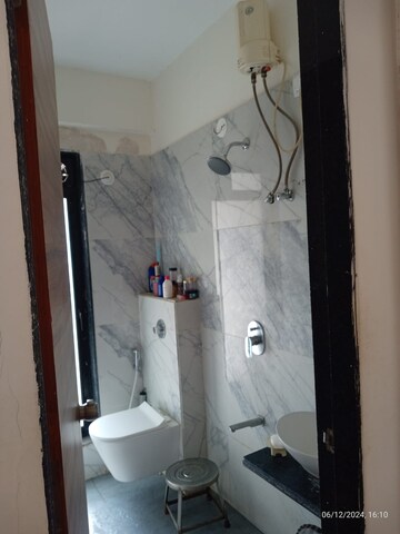 Bathroom in 3 BHK Apartment at Divyalok CHS, Malabar Hill – for Sale
