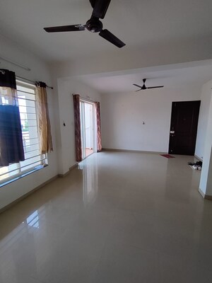 Room in 2 BHK Apartment at Shroff Signature Heights, Wakad – for Sale