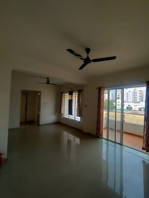 Room in 2 BHK Apartment at Shroff Signature Heights, Wakad – for Sale