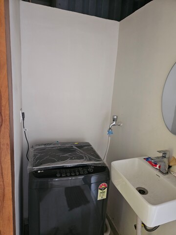 Furnished Amenities in 2 BHK Apartment at Dombivli West – for Rent