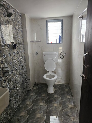 Team Area in 2 BHK Apartment at Dombivli West – for Rent