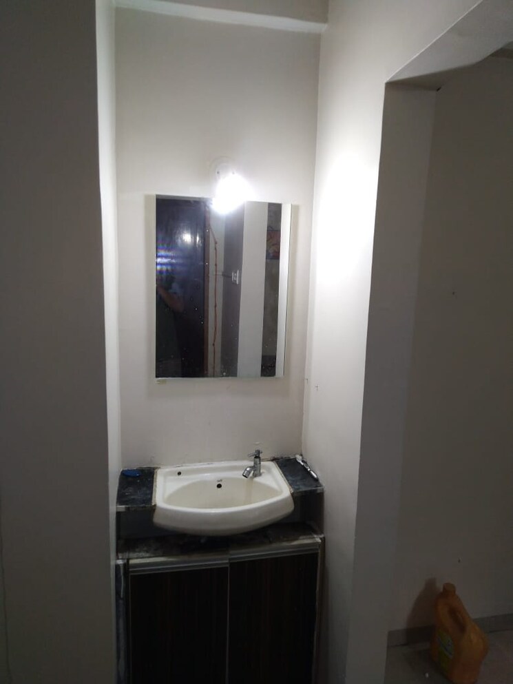 Bathroom, ms-plaza-wakad 2 Bedroom 800 Sq.Ft. Apartment In Wakad Pune 9170248