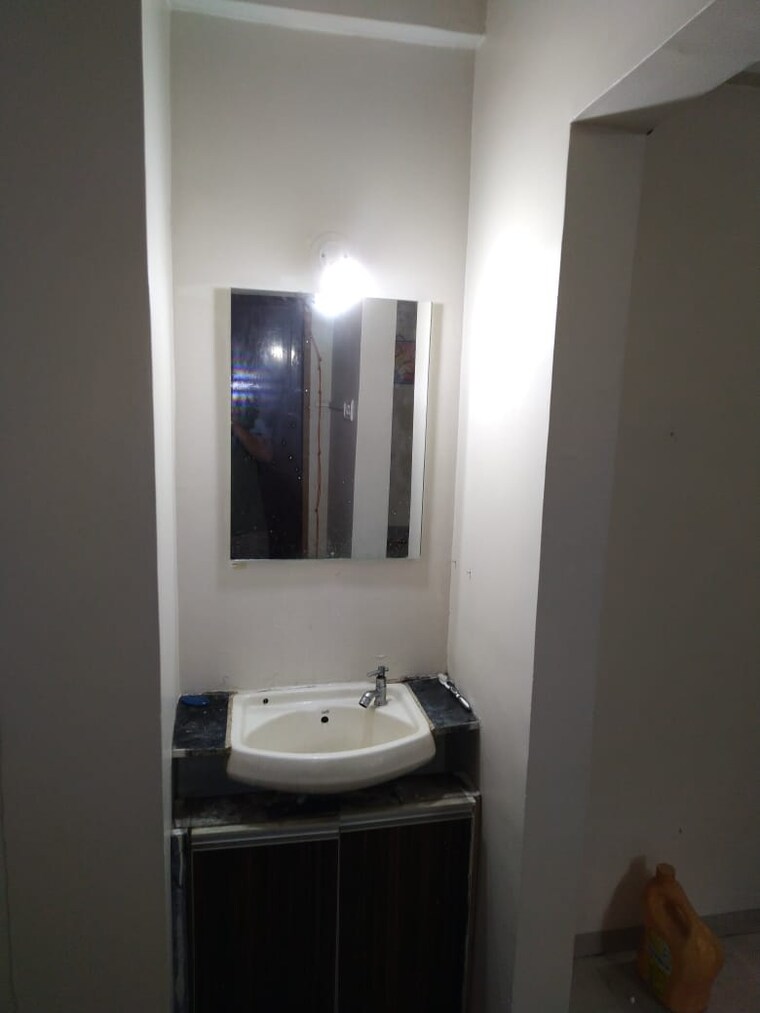 Bathroom, ms-plaza-wakad 2 Bedroom 800 Sq.Ft. Apartment In Wakad Pune 9170248