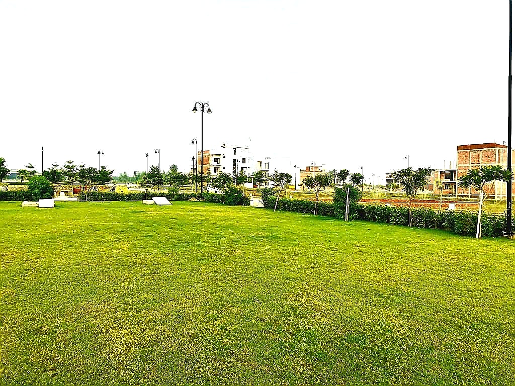 Plot For Sale in Kailasha Enclave