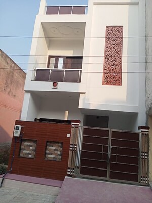 2 BHK Independent House For Sale in Shastripuram
