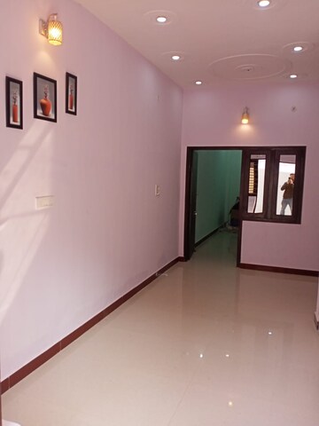 Room in 2 BHK Independent House at Shastripuram – for Sale