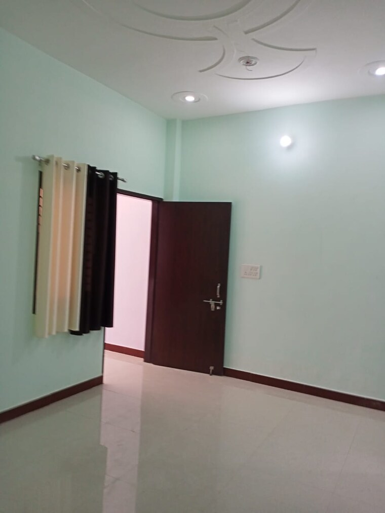 Room, shastripuram 2 Bedroom 72 Sq.Yd. Independent House In Shastripuram Agra 9170280