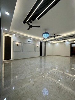 4 BHK + Pooja Room Builder Floor For Sale in Niti Khand II