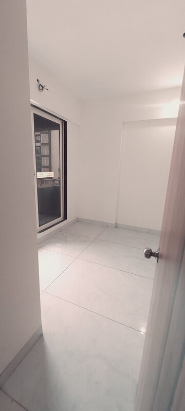 Bedroom in 1 BHK Apartment at Dombivli West – for Sale