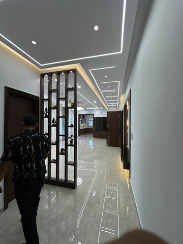 Staircase in 2.5 BHK Builder Floor at Sector 28 – for Rent