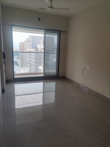 2 BHK Apartment For Rent in Satra One, Goregaon West