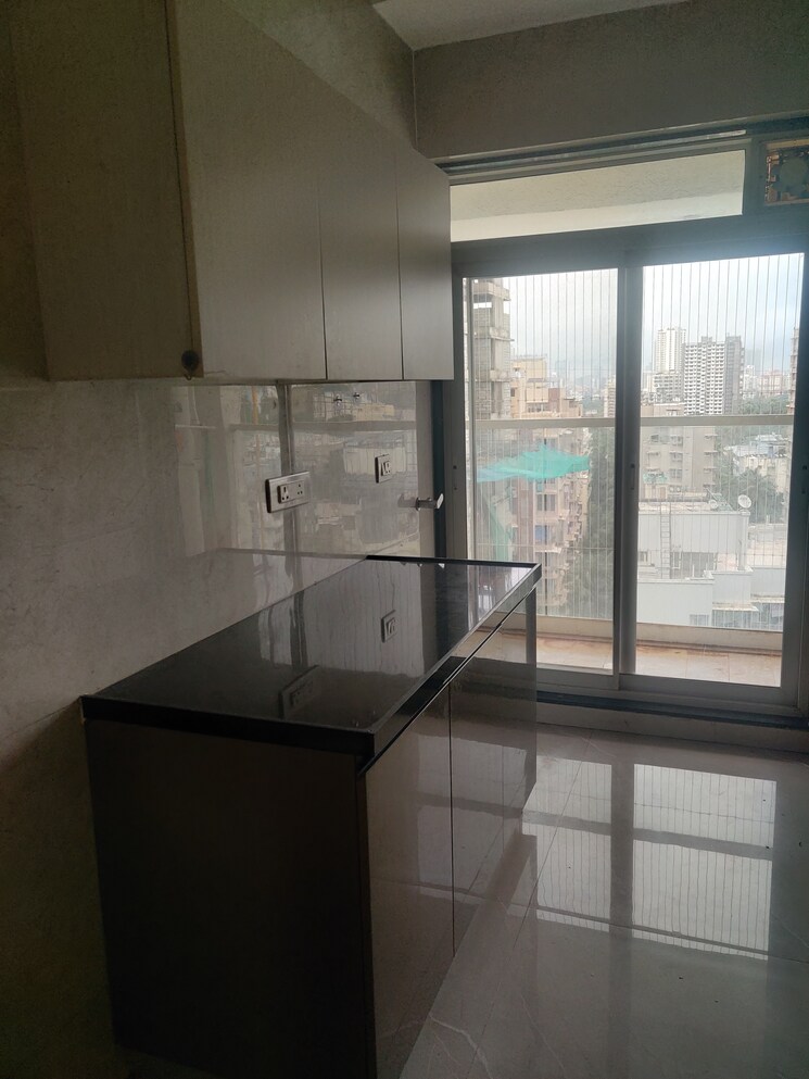 Kitchen, satra-one 2 Bedroom 701 Sq.Ft. Apartment In Goregaon West Mumbai 9170310