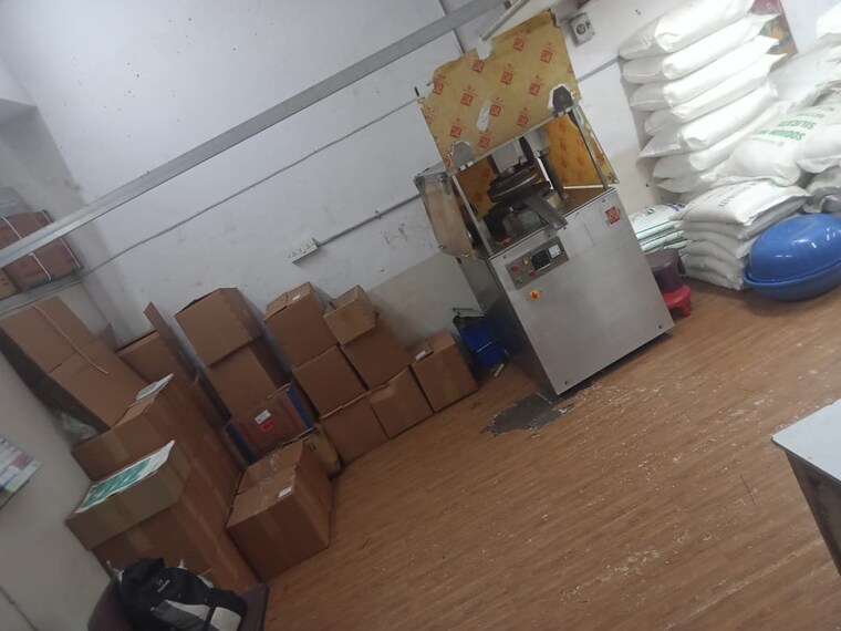 Living Room, laxmi-industrial-estate-lower-parel Commercial Office Space 750 Sq.Ft. In Lower Parel Mumbai 9170318