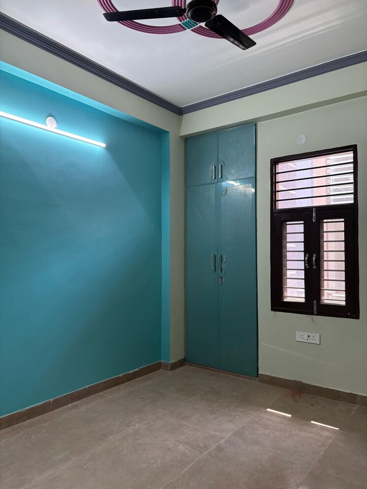 Room, harit-vihar-rwa 2 Bedroom 450 Sq.Ft. Builder Floor In Burari Delhi 9170312