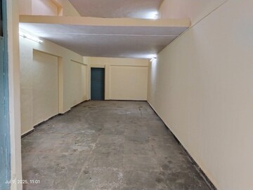 Room in  Office Space at Jogani Industrial Complex, Sion – for Rent
