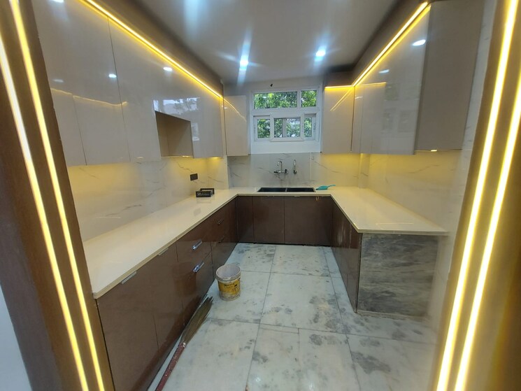 Kitchen, deep-homes-sector-73 2 Bedroom 1050 Sq.Ft. Builder Floor In Sector 73 Noida 9170401