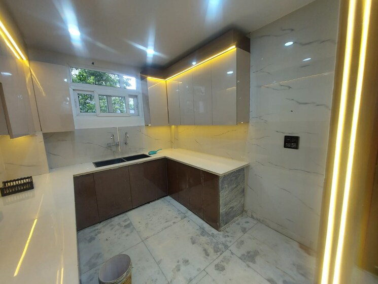 Kitchen, deep-homes-sector-73 2 Bedroom 1050 Sq.Ft. Builder Floor In Sector 73 Noida 9170401