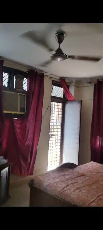 Bedroom in 1 BHK Builder Floor at Arsh Green Heights, Gaur City 1 – for Rent