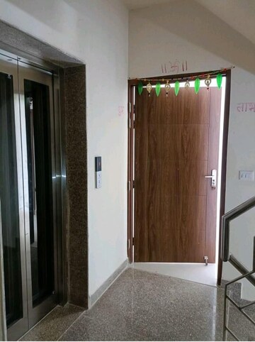 Building Lobby in 2.5 BHK Builder Floor at SHF Homes, Farukh Nagar Sector 3 – for Rent