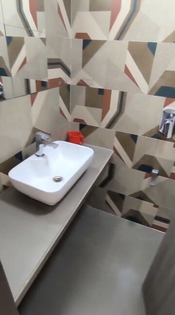 Team Area in 2 BHK Apartment at Best Complex Andheri West, Andheri West – for Rent