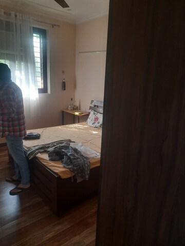 Bedroom in 2 BHK Builder Floor at Sector 28 – for Rent