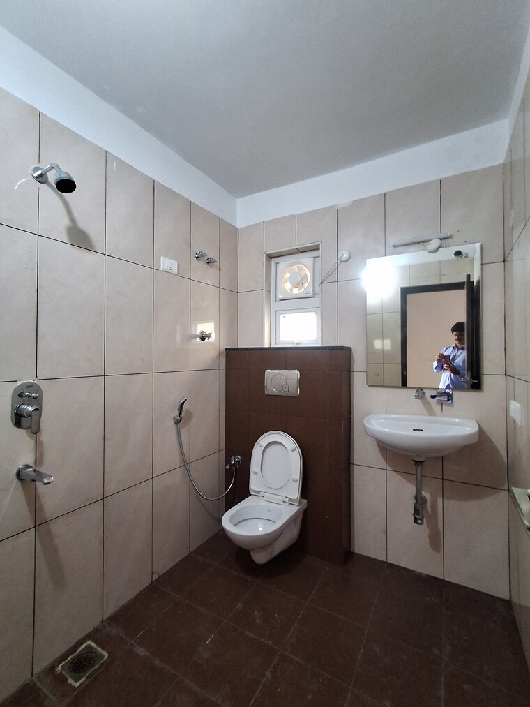 Bathroom, sri-rama-palace 2 Bedroom 1200 Sq.Ft. Apartment In Kondapur Hyderabad 9170679