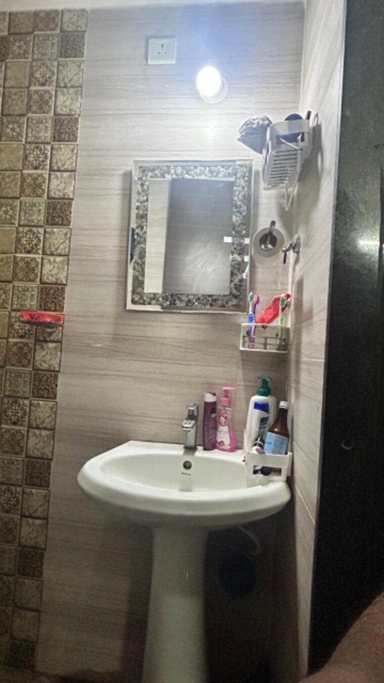 Bathroom, gk-aryavat 2 Bedroom 900 Sq.Ft. Apartment In Ravet Pune 9170684