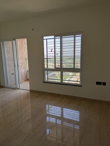 Room in 2 BHK Apartment at VTP Cygnus, Kharadi – for Sale