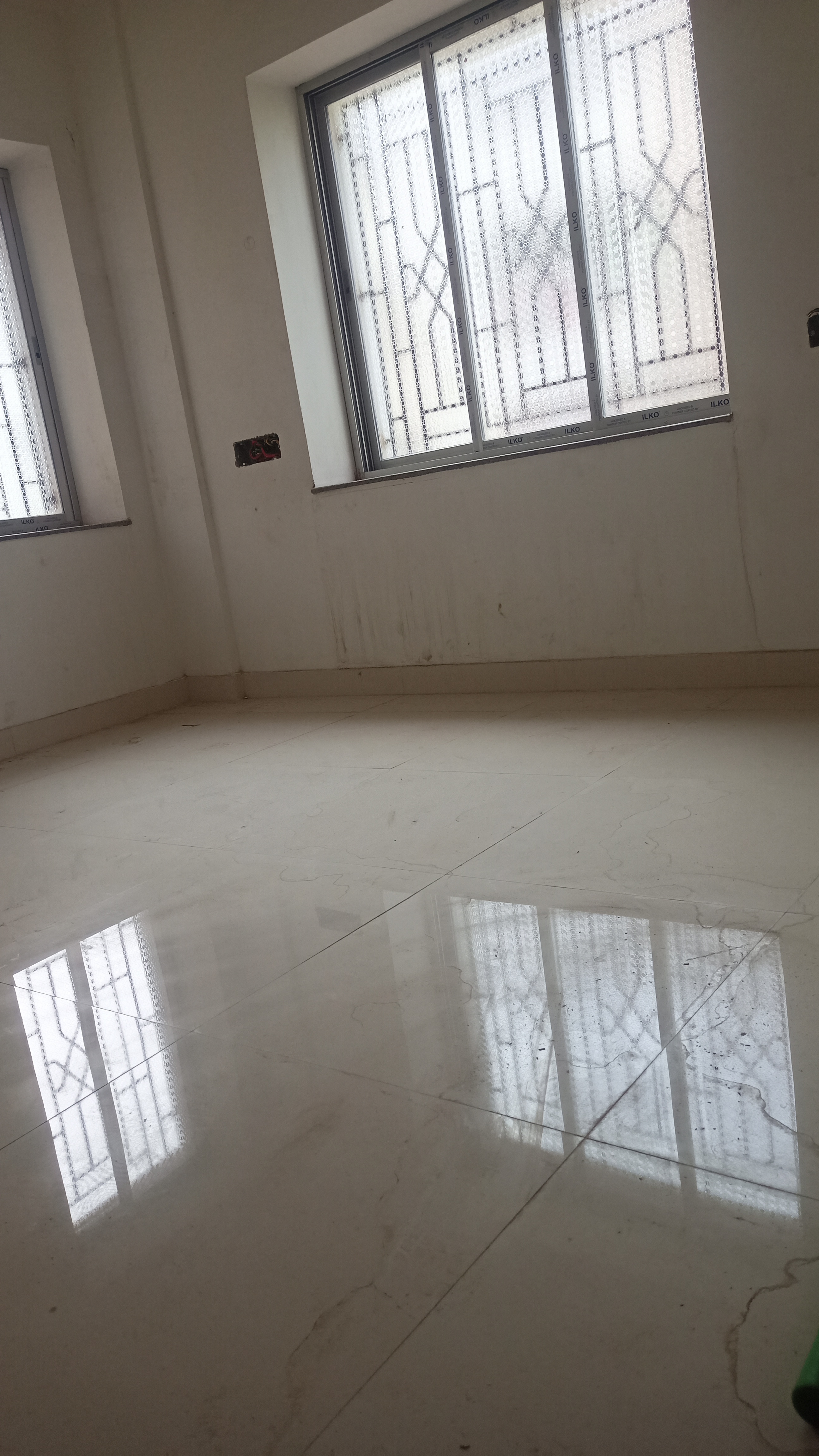 2 BHK + Servant Room Apartment For Rent in Unique Parkwoods