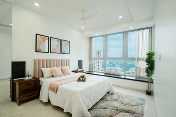 Bedroom in 5 BHK Apartment at Omkar Alta Monte, Malad East – for Rent