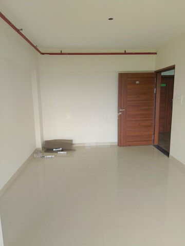 Room in 2 BHK Apartment at Haware Amara, Vikhroli East – for Rent