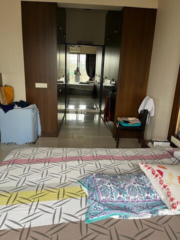 Room in 3 BHK Apartment at Divyalok CHS, Malabar Hill – for Sale