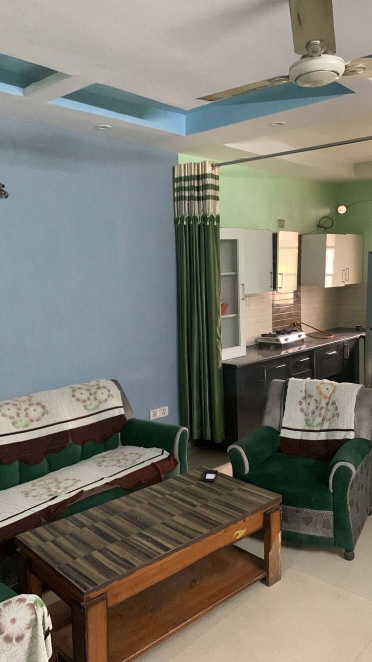 Living Room, royale-waterfront 2 Bedroom 1400 Sq.Ft. Apartment In Patiala Road Zirakpur 9170794