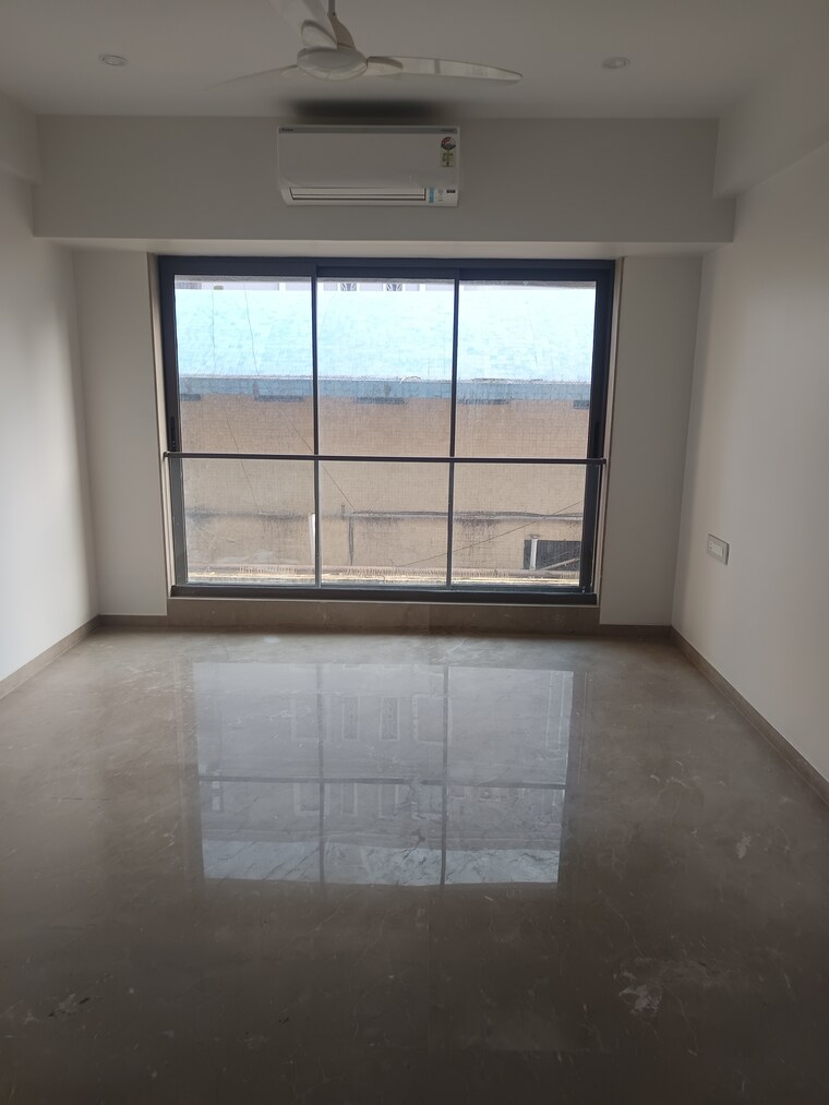 Room, bandra west 3 Bedroom 1115 Sq.Ft. Apartment In Bandra West Mumbai 9170812