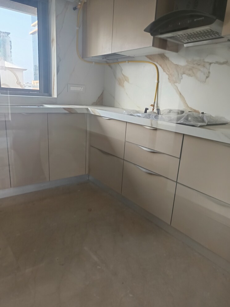 Bathroom, bandra west 3 Bedroom 1115 Sq.Ft. Apartment In Bandra West Mumbai 9170812