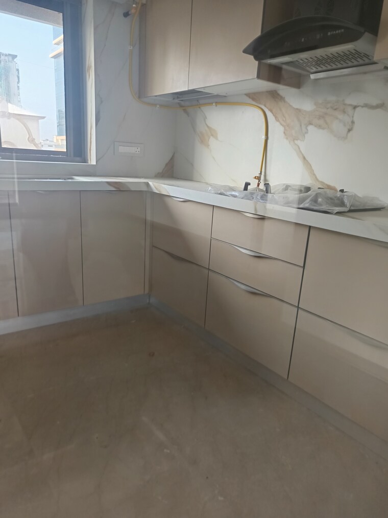 Bathroom, bandra west 3 Bedroom 1115 Sq.Ft. Apartment In Bandra West Mumbai 9170812