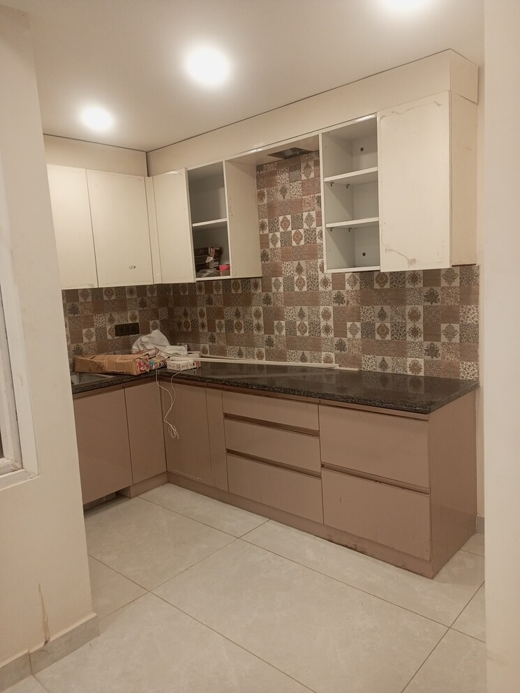 Kitchen, sunshine-apartments-sector-73 2 Bedroom 1100 Sq.Ft. Builder Floor In Sector 73 Noida 9171977