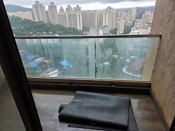 Swimming Pool in 2 BHK Apartment at Kanakia Silicon Valley, Powai – for Rent