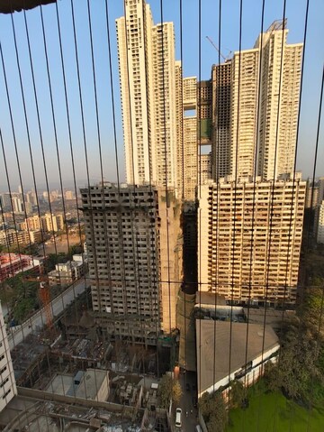 2 BHK Apartment – Exterior View View at Omkar Signet, Malad East - for Rent