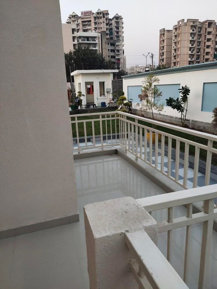Balcony, amolik-sankalp 3 Bedroom 851 Sq.Ft. Apartment In Sector 85 Faridabad 9170957