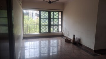 Room in 2 BHK Apartment at Arjun CHS Vasant Vihar, Vasant Vihar – for Rent