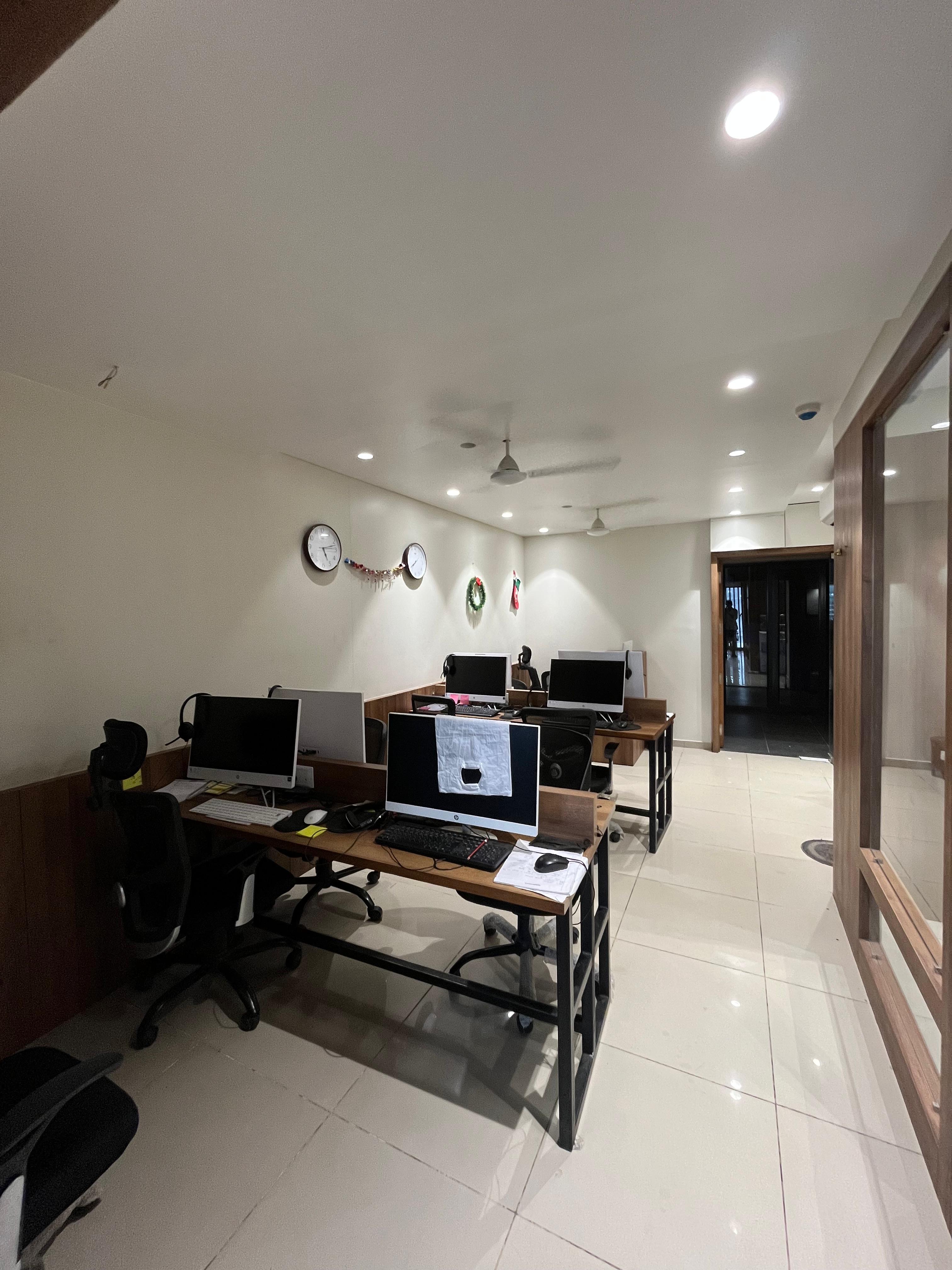 Office Space For Rent in Privilon 