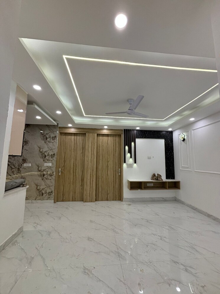 Room, lovely-apartments 2 Bedroom 800 Sq.Ft. Builder Floor In Mayur Vihar 1 Delhi 9171144