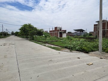  Plot For Sale in Naubasta