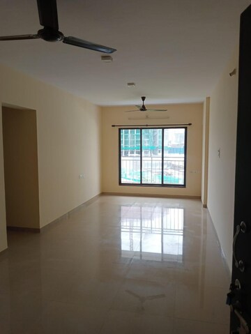 Room in 2 BHK Apartment at Akar Pinnacle, Borivali East – for Sale