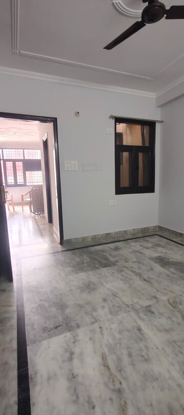 Room in 2 BHK Independent House at Chattarpur – for Rent
