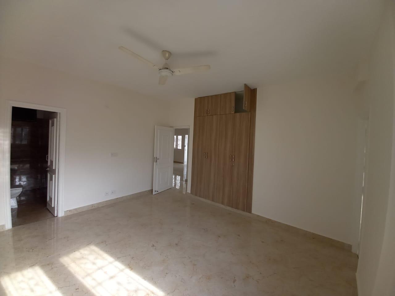 2 BHK Apartment For Sale in Regency Place
