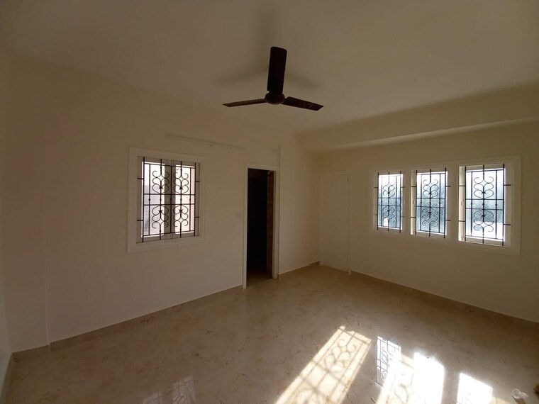 Room, regency-place 2 Bedroom 1260 Sq.Ft. Apartment In Richmond Road Bangalore 9171227