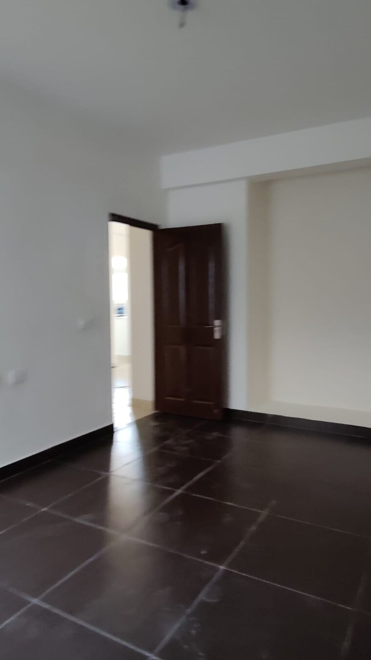 Room, wave-floors 2 Bedroom 1984 Sq.Yd. Builder Floor In Mahurali Ghaziabad 9171431