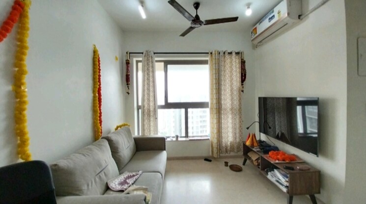 Living Room, kalpataru-paramount 2 Bedroom 711 Sq.Ft. Apartment In Kapur Bawdi Thane 9171287